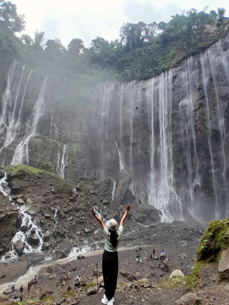 5 Barang yang Wajib Dibawa saat ke Tumpak Sewu