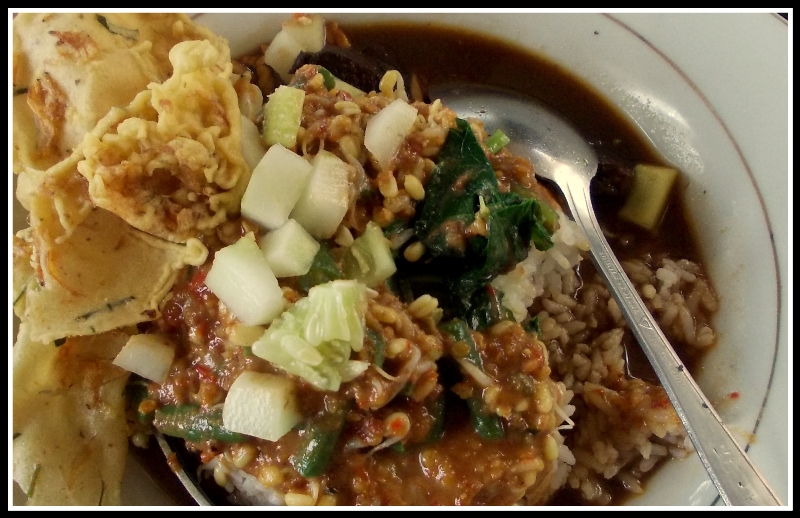 rawon pecel