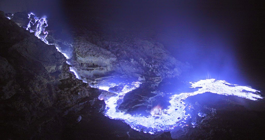 Fakta Unik Tentang Kawah Ijen dan Blue Fire