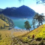 Mitos Gunung Semeru yang Masih Dipercaya Para Pendaki