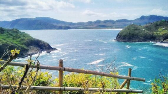 Pesona Pantai Payangan Jember: Rute Perjalanan, Bukit, dan Lautan