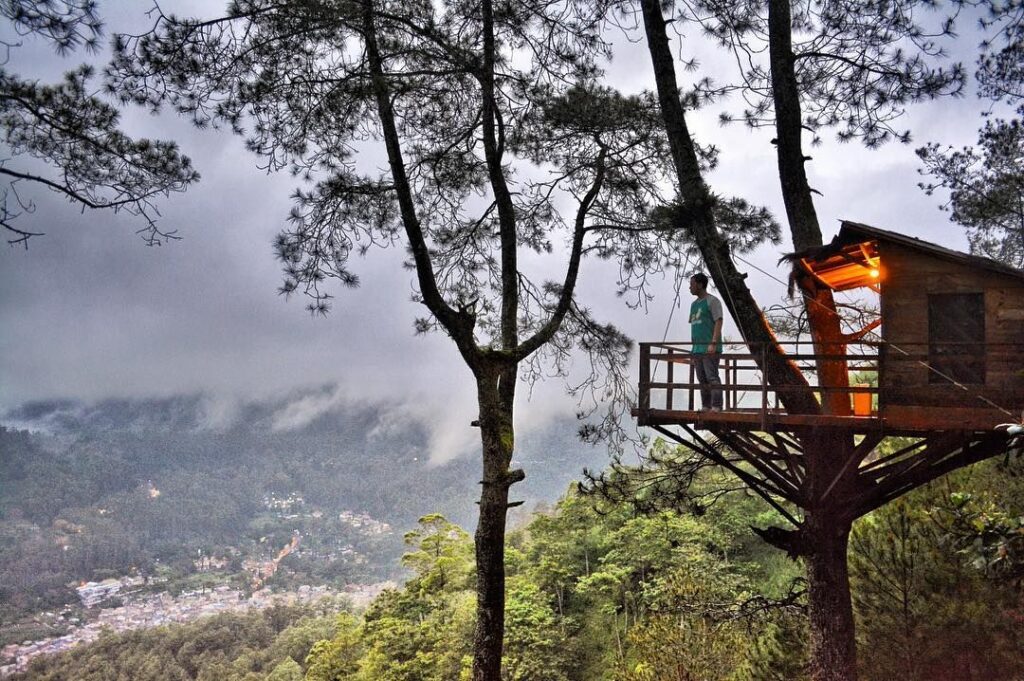 Omah Kayu Gunung Banyak