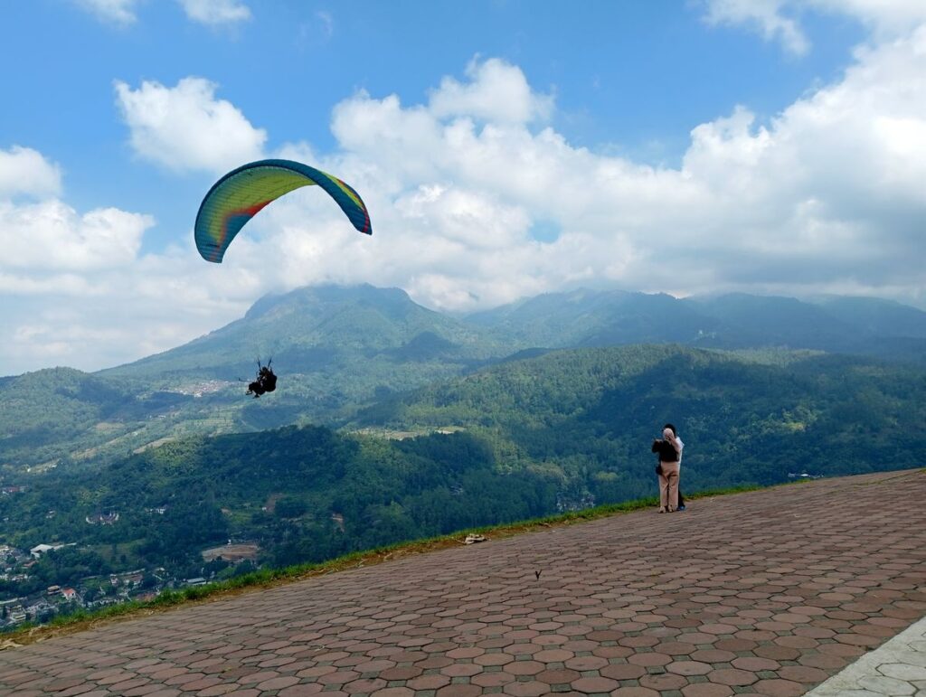Omah Kayu Gunung Banyak