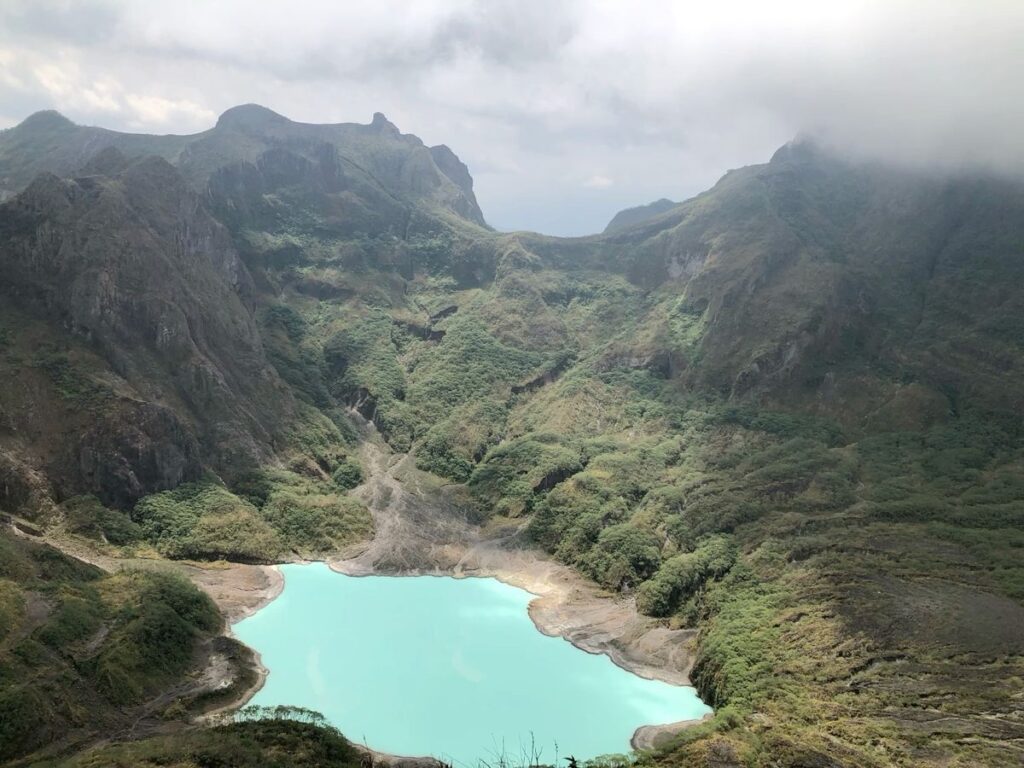 wisata gunung kelud 