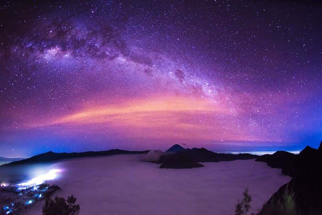 keindahan milkyway bromo
