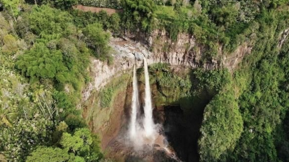 Keindahan Coban Sriti, Air Terjun Tersembunyi di Lumajang yang Masih Alami