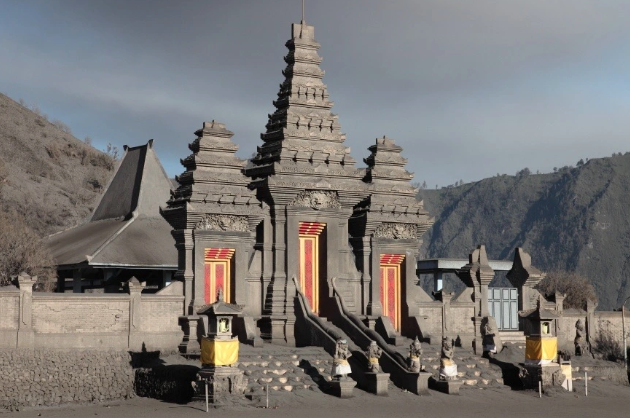 Pura luhur poten