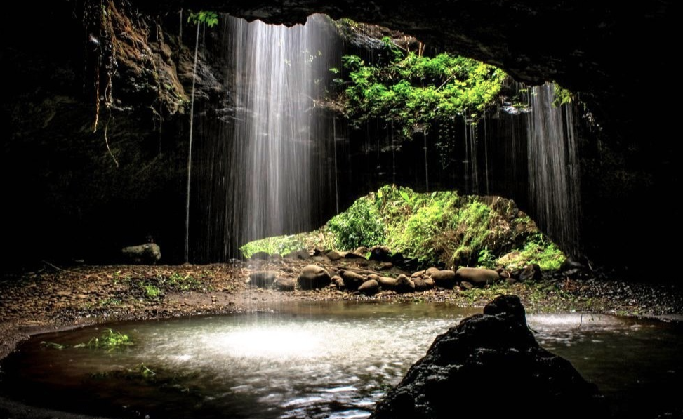air terjun antrukan pawon